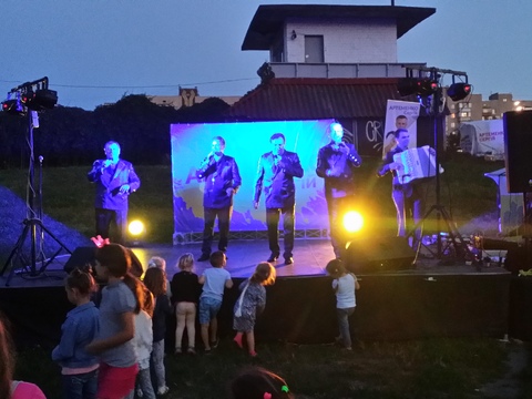 Передвиборна агітація, концертна програма